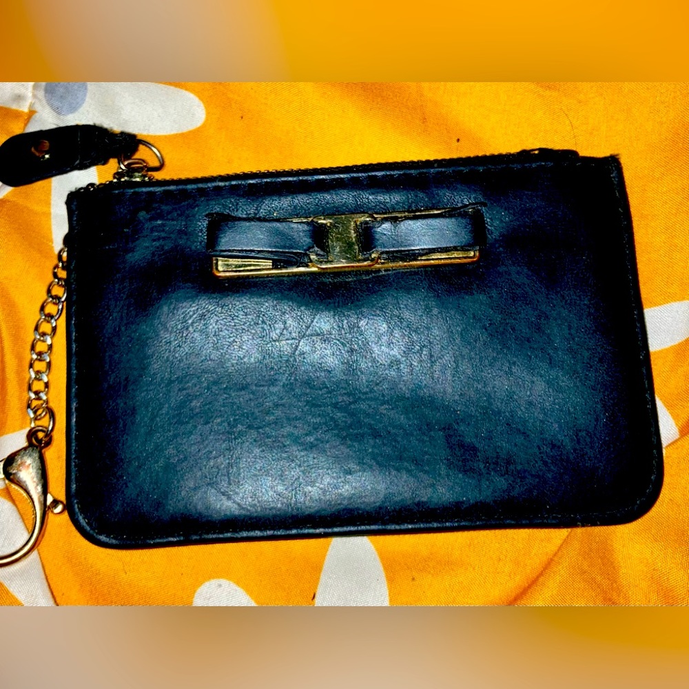 NWOT LEATHER WALLET